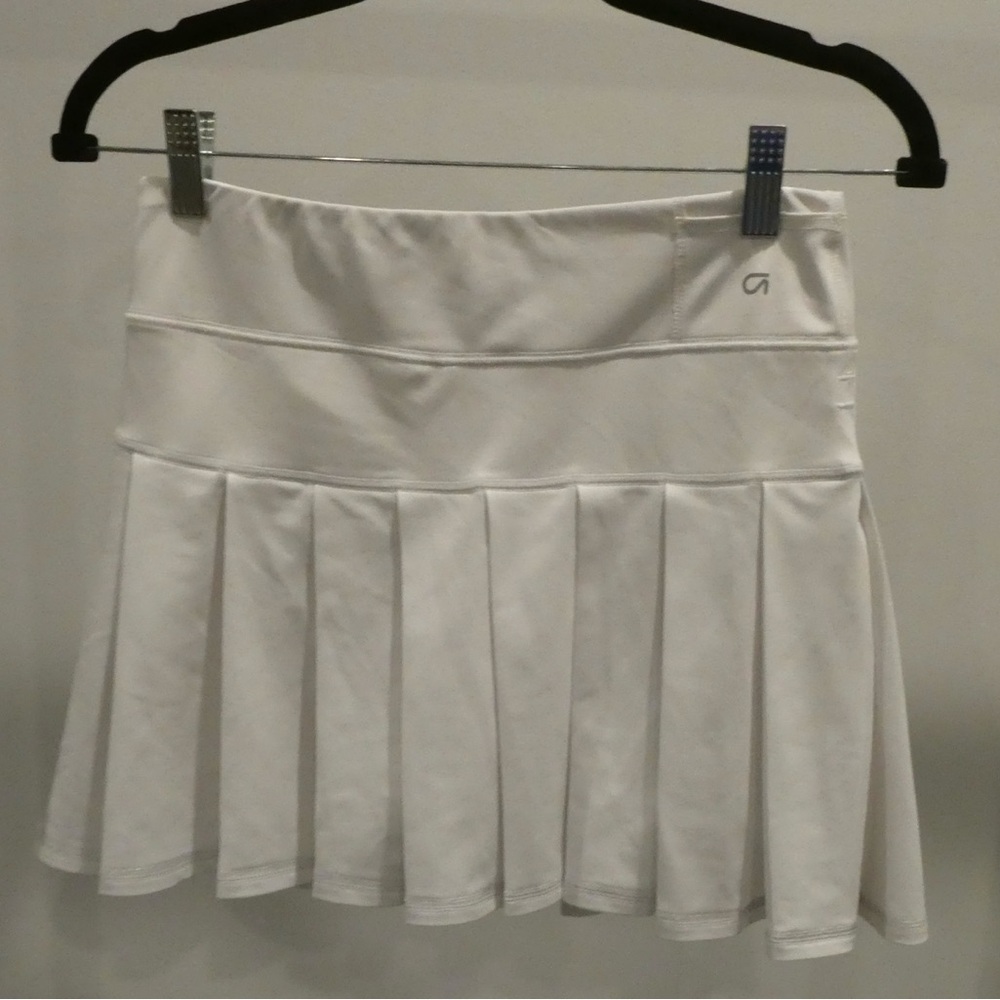 White Pleated Girl’s Skirt